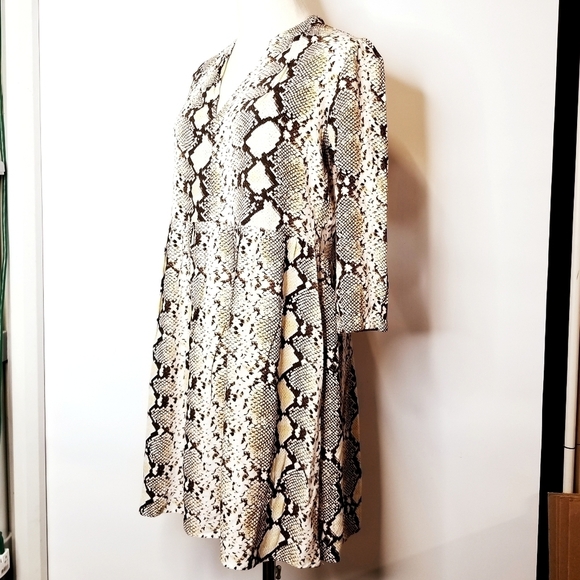MAEVE by Anthropologie Tan Snake Skin Python Print  A-Line V-Neck Short Dress, S - Picture 4 of 13